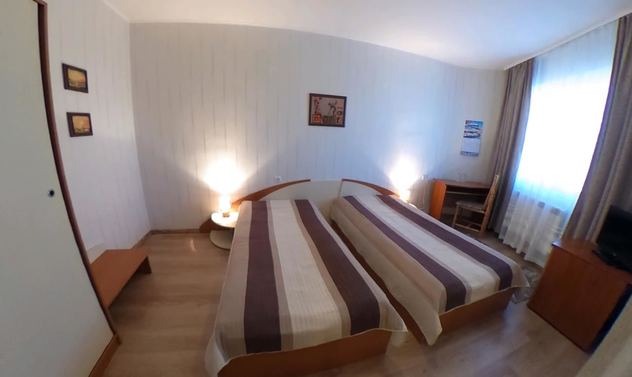 Отель Hotel Accent Razgrad-18